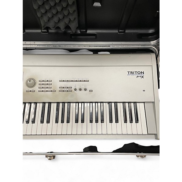 Used KORG Triton Pro X 88 Key Keyboard Workstation