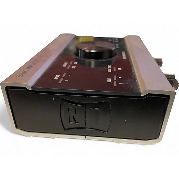 Used Native Instruments KOMPLETE AUDIO 6 Audio Interface