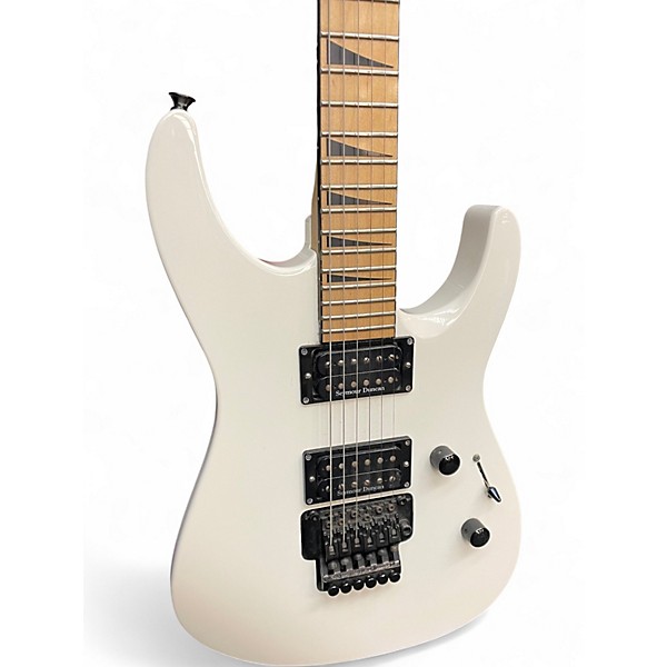 Used Jackson dk2m White Solid Body Electric Guitar
