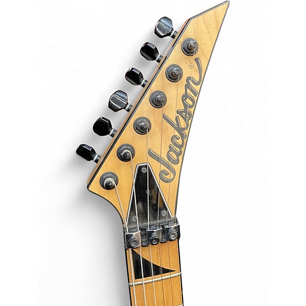 Used Jackson dk2m White Solid Body Electric Guitar