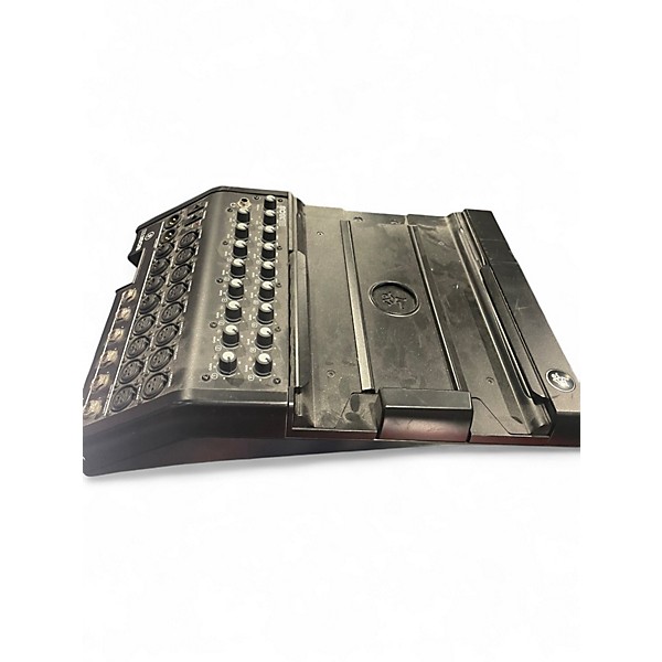 Used Mackie DL1608 Digital Mixer