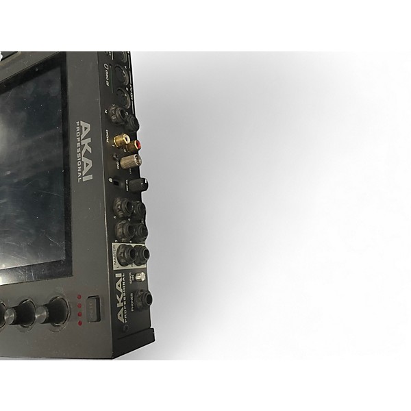 Used Akai Professional MPC Live 2 Production Controller