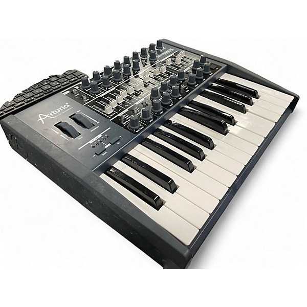 Used Arturia Minibrute ANALOG SYNTHESIZER Synthesizer