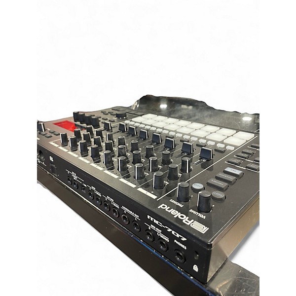 Used Roland MC-707 Groovebox Production Controller
