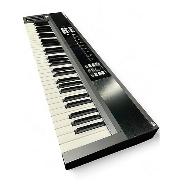 Used Native Instruments Komplete Kontrol S61 MIDI Controller