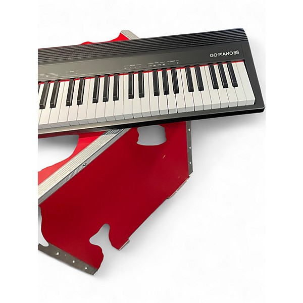 Used Roland go88 Portable Keyboard