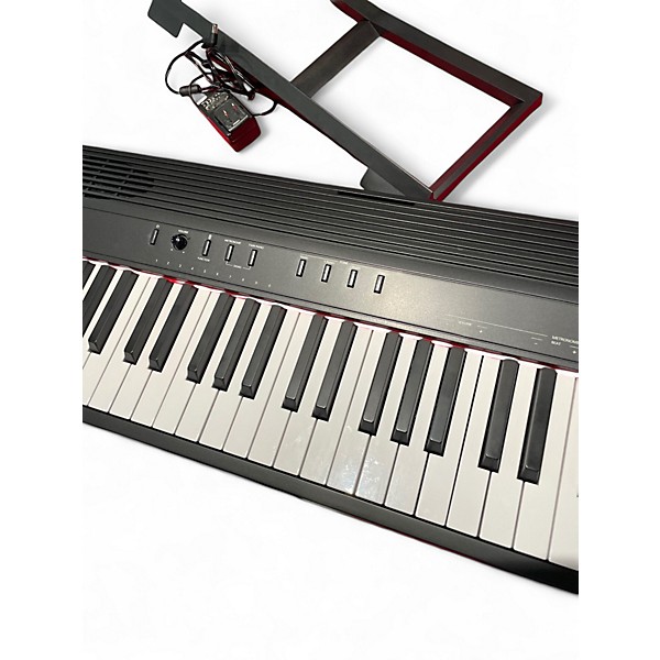 Used Roland go88 Portable Keyboard