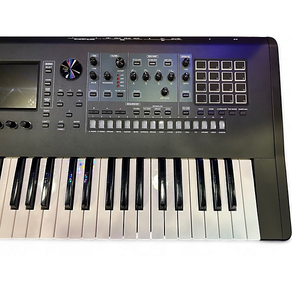 Used Roland Fantom 6 Keyboard Workstation