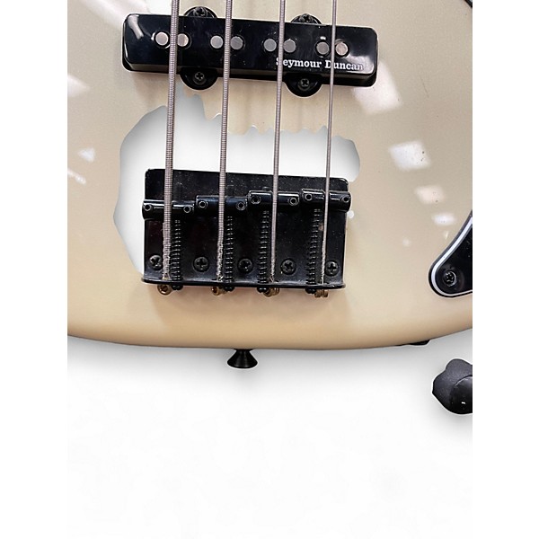 Used Fender Duff McKagan Signature Bass Olympic White Electric Bass Guitar
