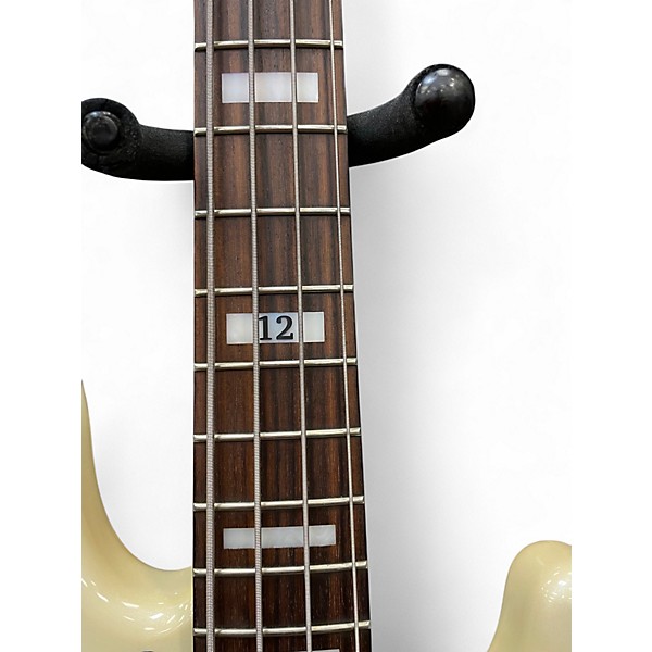 Used Fender Duff McKagan Signature Bass Olympic White Electric Bass Guitar
