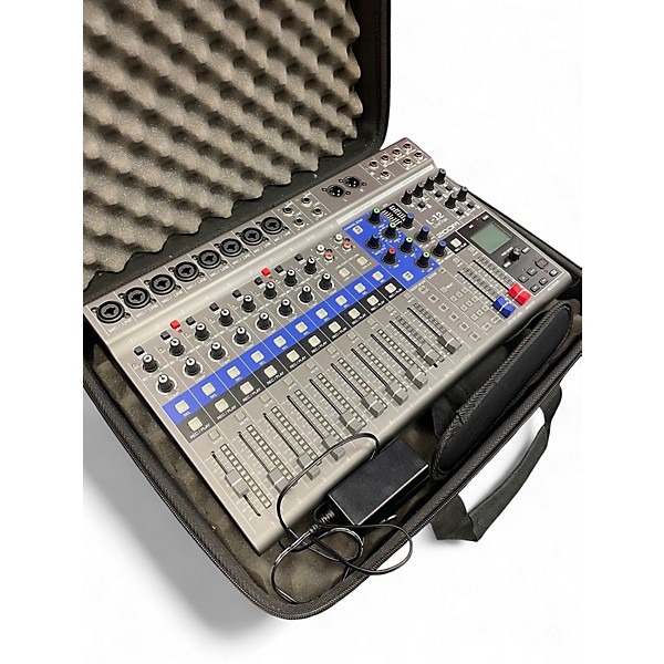 Used Zoom LIVETRAK L12 Digital Mixer