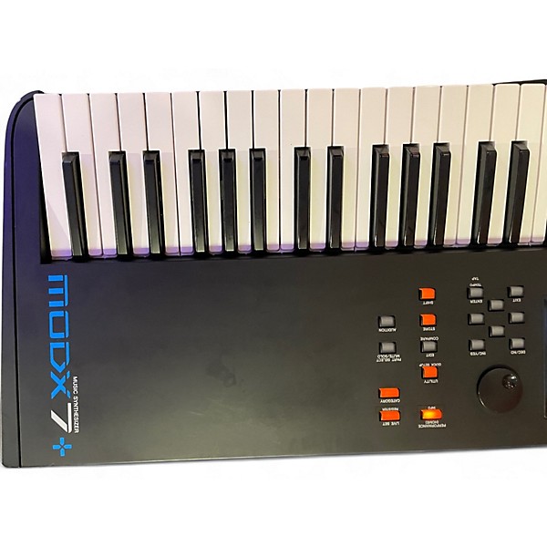 Used Yamaha modx7 plus Keyboard Workstation