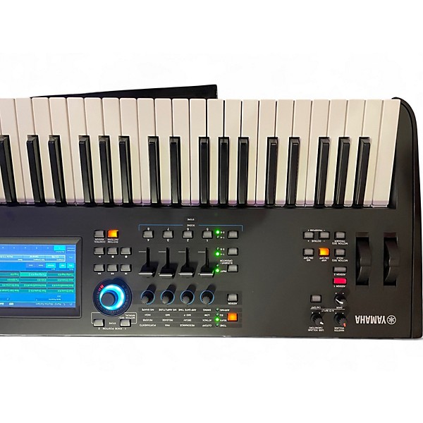 Used Yamaha modx7 plus Keyboard Workstation