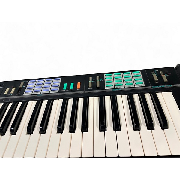 Used Yamaha PSR-12 Portable Keyboard