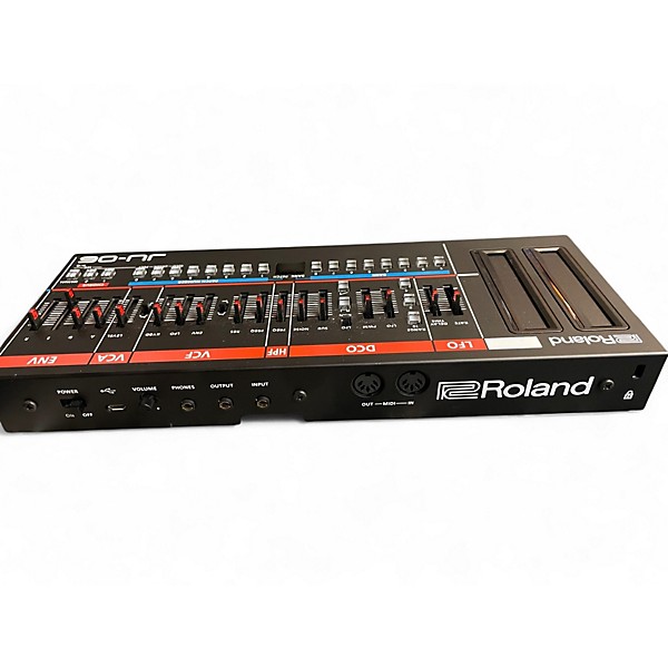 Used Roland JU-06 Synthesizer