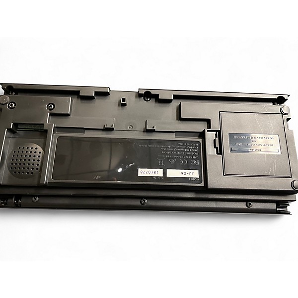 Used Roland JU-06 Synthesizer