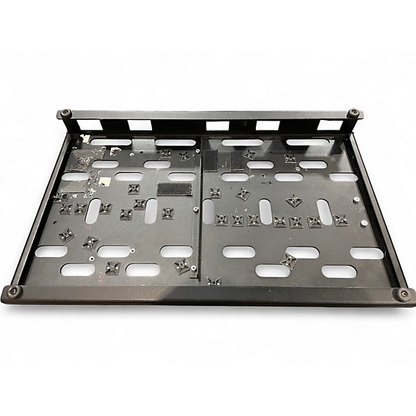 Used Voodoo Lab Dingbat Medium Pedal Board