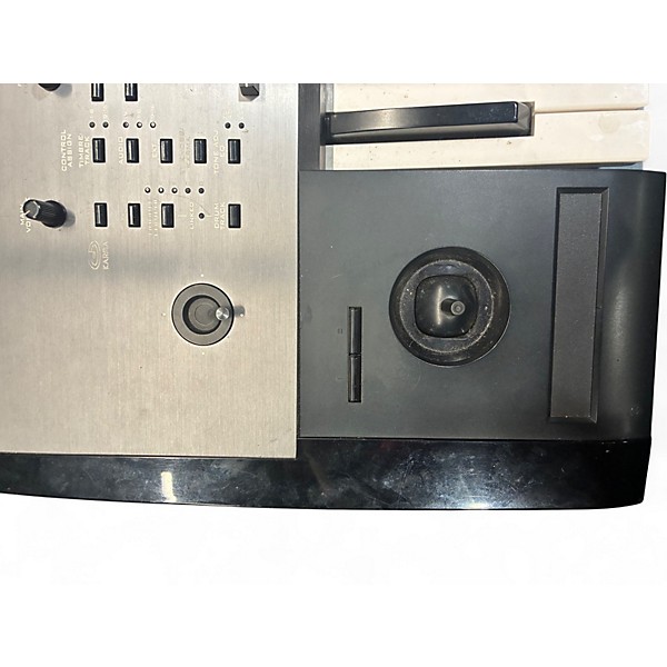 Used KORG Kronos X61 61 Key Keyboard Workstation