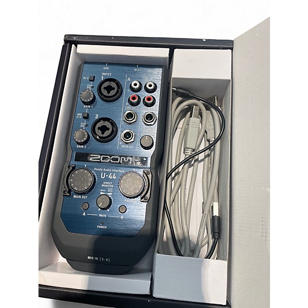 Used Zoom U-44 Audio Interface