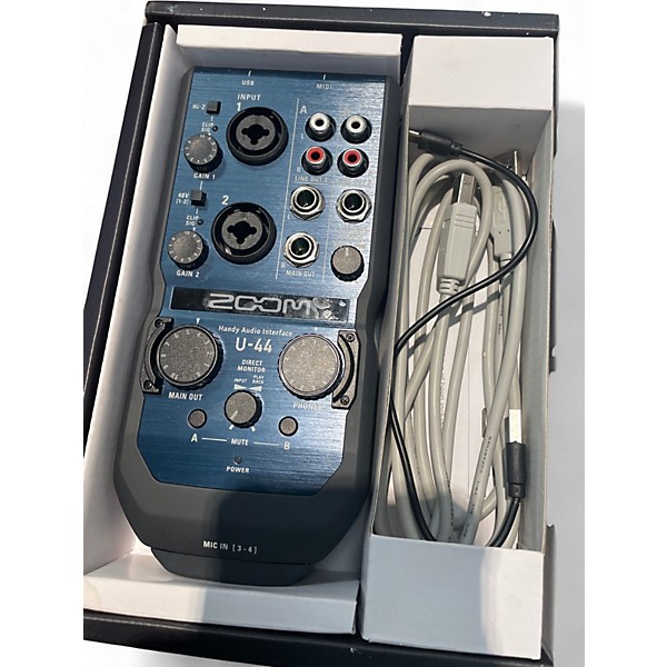 Used Zoom U-44 Audio Interface