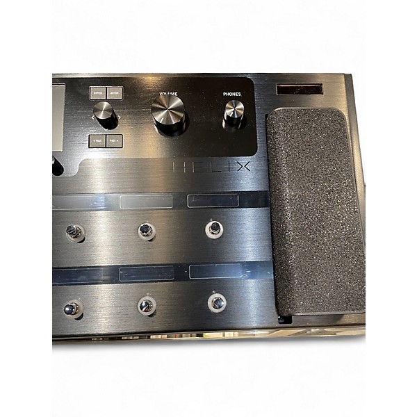 Used Line 6 Helix LT Effect Processor