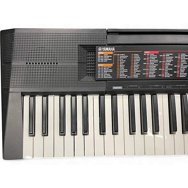 Used Yamaha PSRF51 61 Key Portable Keyboard