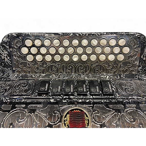 Used GABBANELLI ACCORDIONS M2Tone Compact Fbe/Gcf Black Impala Accordion