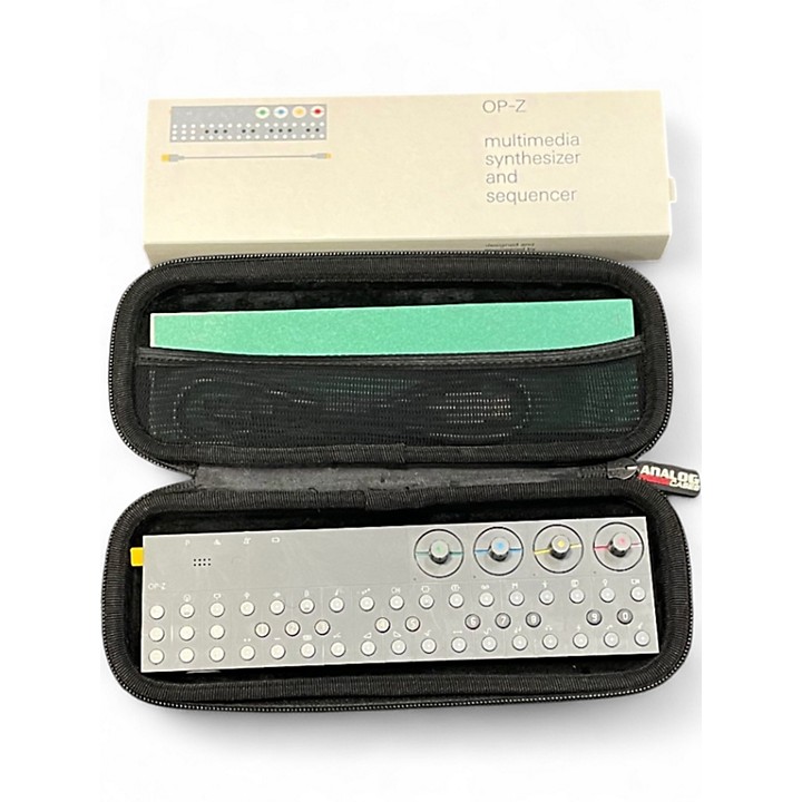 Teenage Engineering OP-Z シンセサイザー Teenage Engineering OP-XY シンセサイザー シーケンサー ティーン