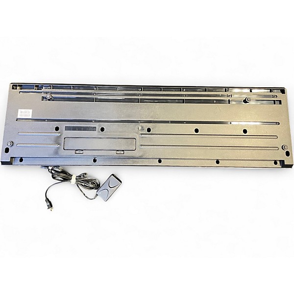 Used Roland Juno-DS61 Synthesizer