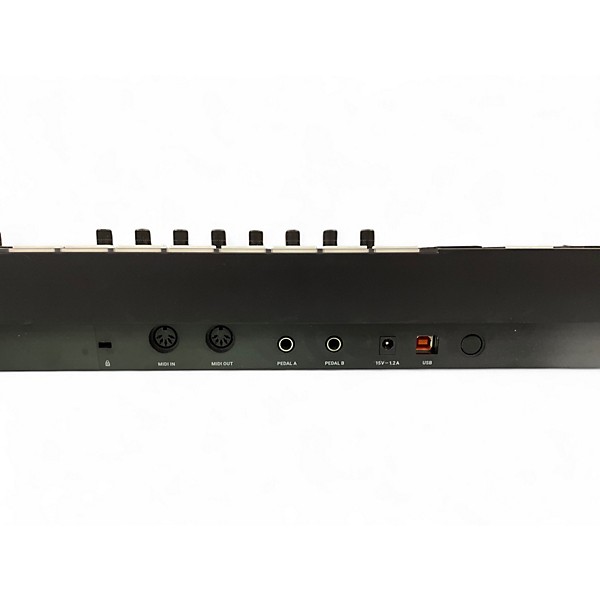 Used Native Instruments Komplete Kontrol S61 MKII MIDI Controller