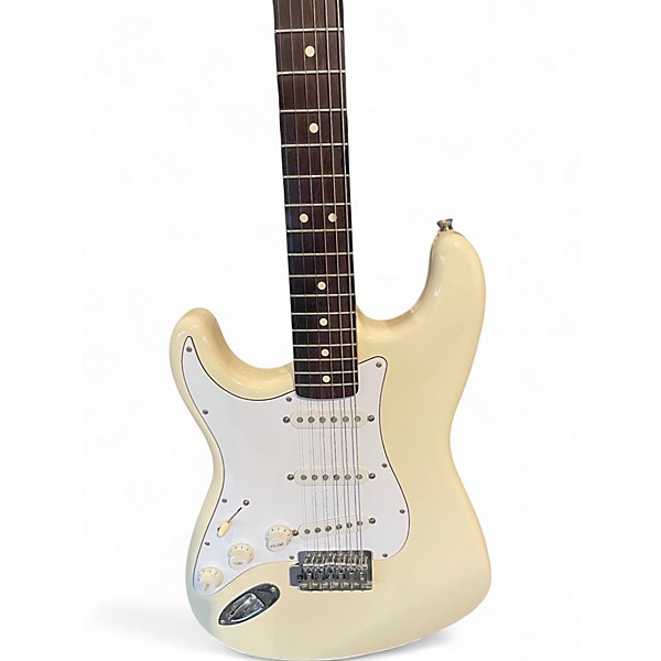 Used 1996 Fender STANDARD STRAT WHITE Solid Body Electric Guitar