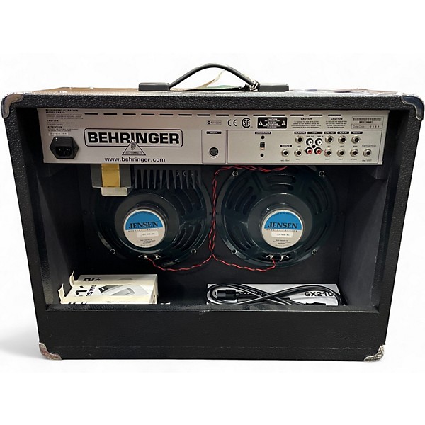 Used Behringer ULTRATWIN 210 Guitar Cabinet