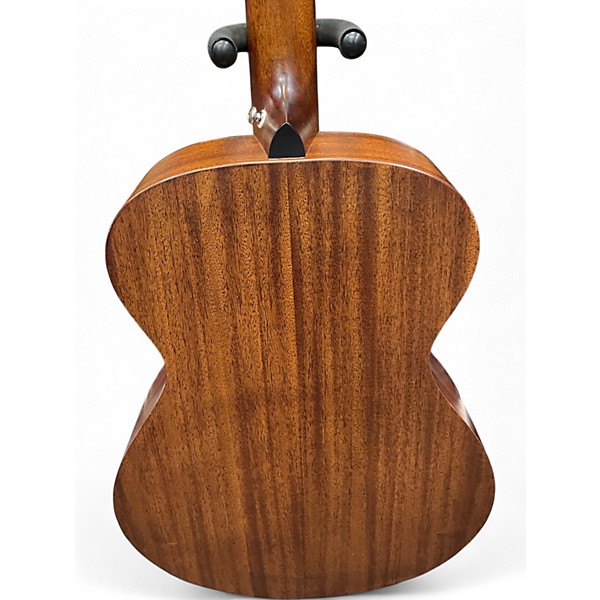 Used Breedlove Discovery Concert Natural Acoustic Guitar