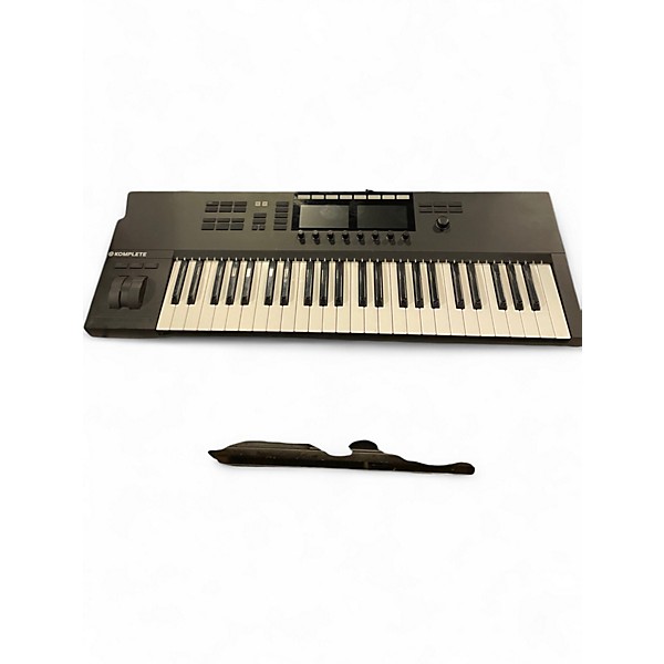 Used Native Instruments Komplete Kontrol S49 MIDI Controller