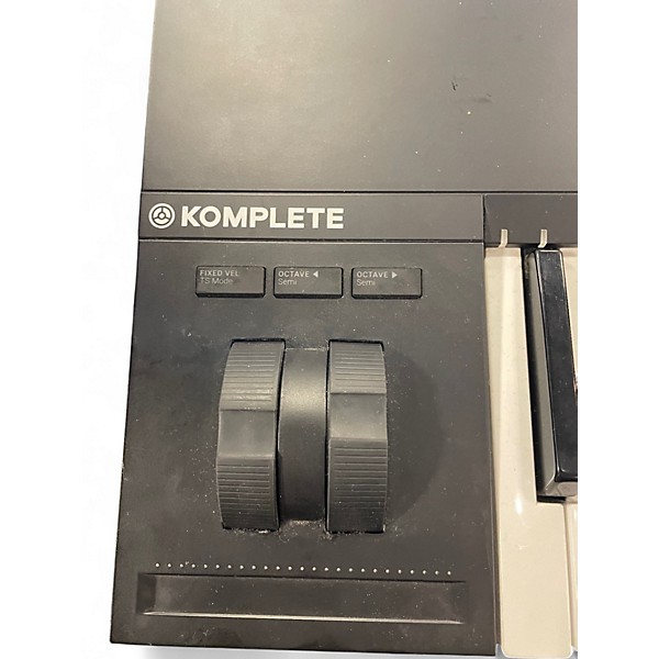 Used Native Instruments Komplete Kontrol S49 MIDI Controller
