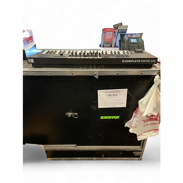 Used Native Instruments Komplete Kontrol S49 MIDI Controller