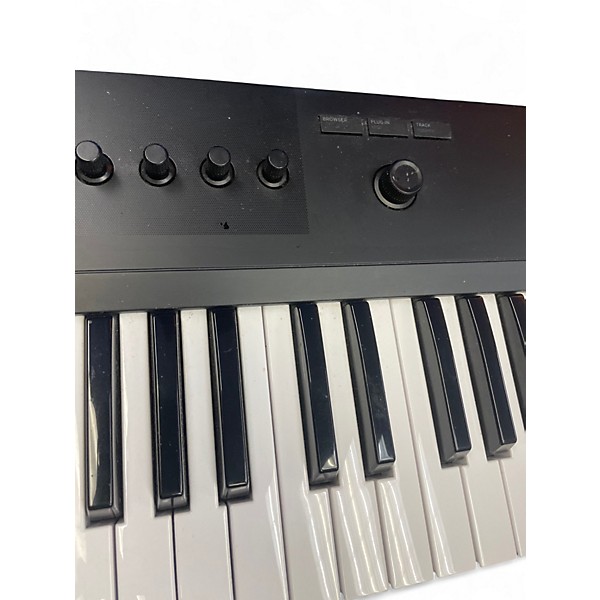 Used Native Instruments Komplete Kontrol A61 MIDI Controller