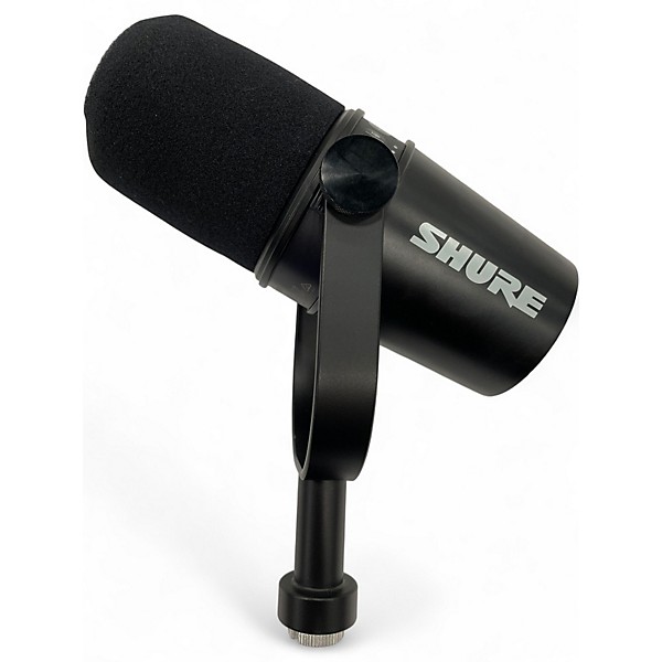 Used Shure MV7 Dynamic Microphone