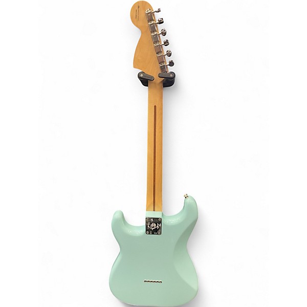 Used Fender Tom Delonge Signature Stratocaster Daphne Blue Solid Body Electric Guitar