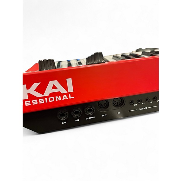 Used Akai Professional MPC KEY 37 Keyboard Workstation