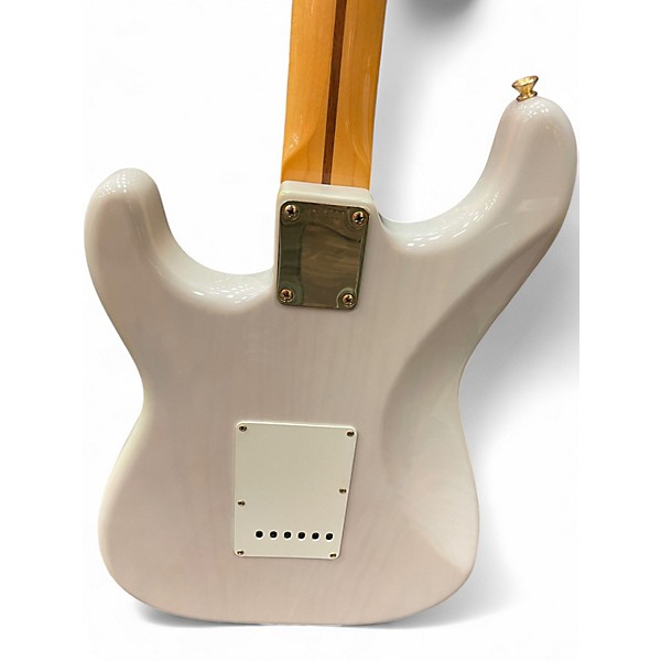 Used Fender Limited Edition American Original '50s Stratocaster Mary Kaye White Blonde Solid Body Electric Guitar