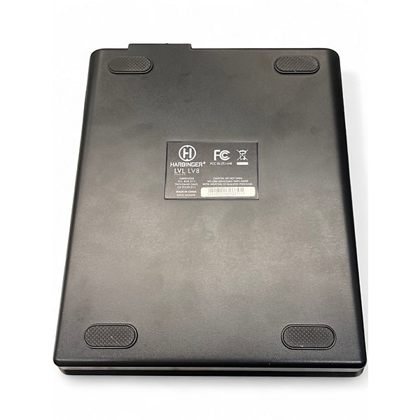 Used Harbinger LV8 Powered Mixer