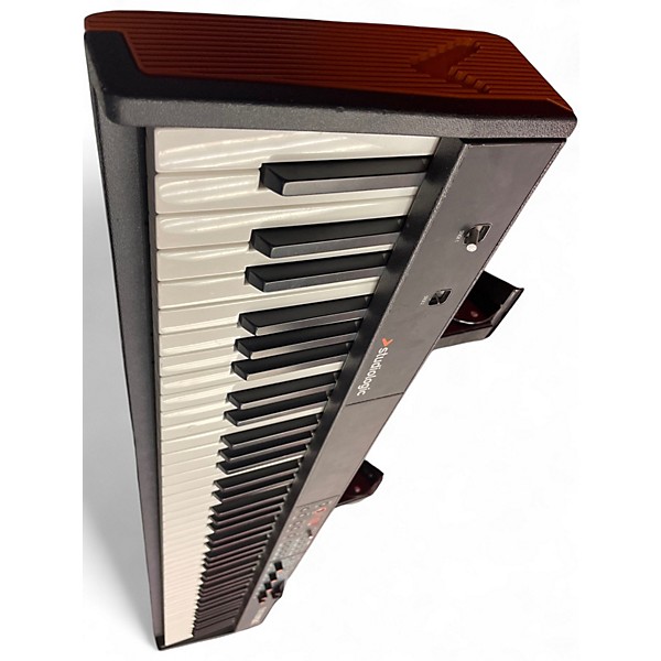 Used Studio Logic NUNA COMPACT 2