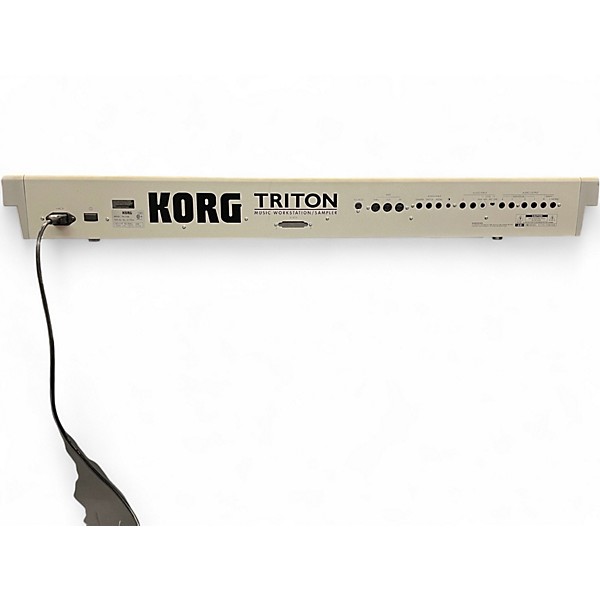 Used KORG TRITON 61 KEY Keyboard Workstation