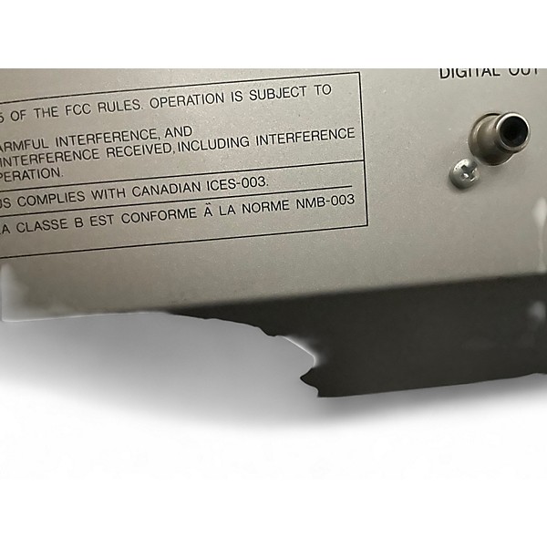 Used Yamaha MO8 88 Key Keyboard Workstation