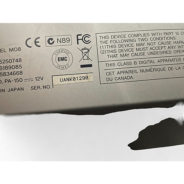 Used Yamaha MO8 88 Key Keyboard Workstation