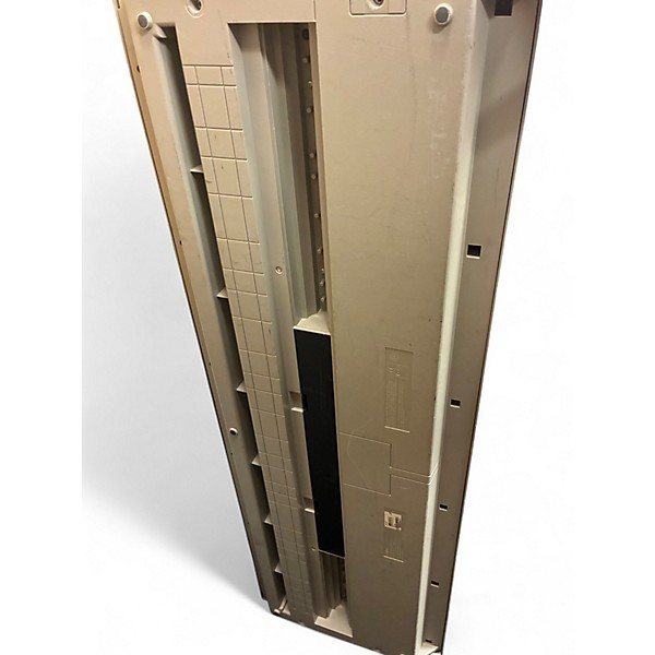 Used Yamaha DGX205 Digital Piano