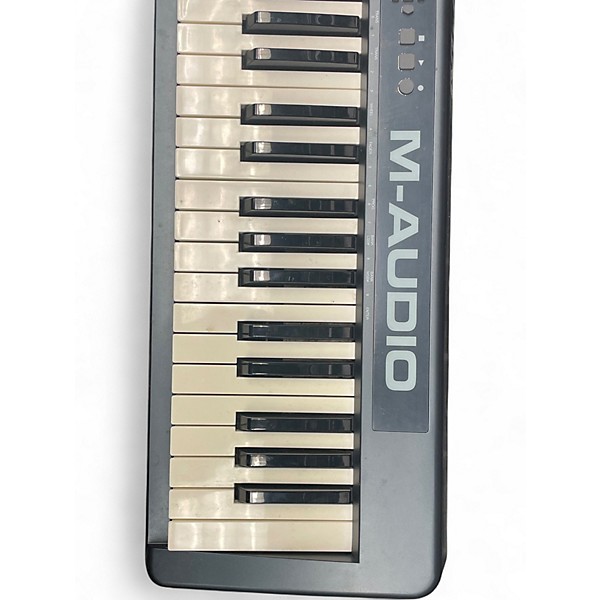 Used M-Audio KEYSTATION 61 MIDI Controller