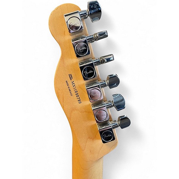 Used Fender Player Stratocaster Classic White Solid Body Electric Guitar