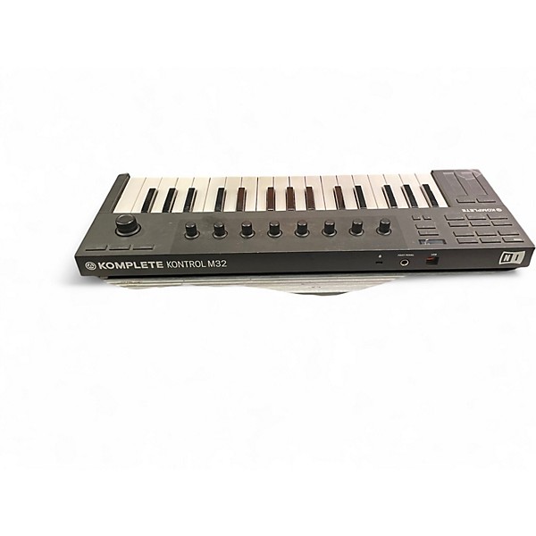 Used Native Instruments KOMPLETE KONTROL M32 MIDI Controller